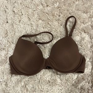 SKIMS FITS EVERYBODY T-SHIRT BRA